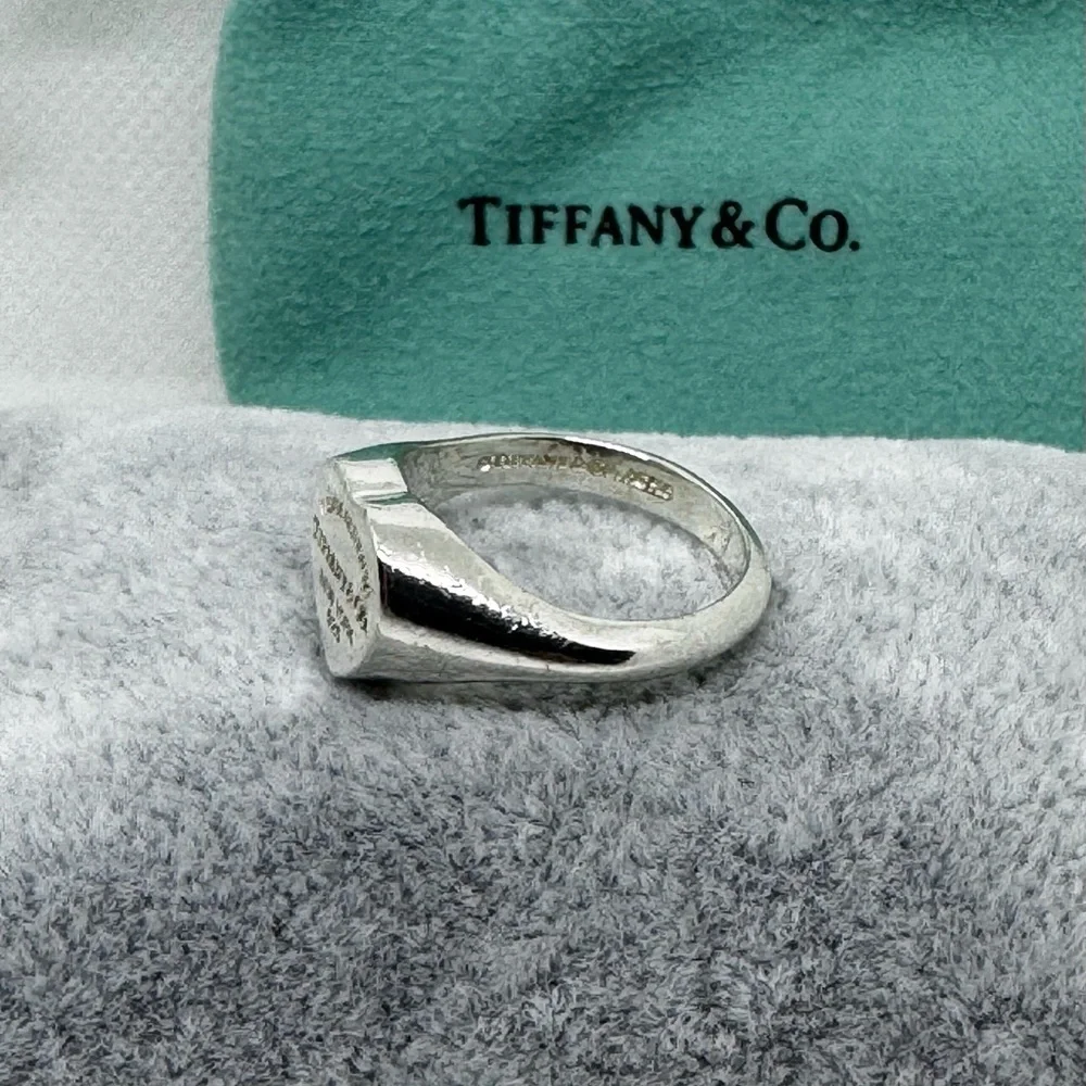 Tiffany & Co. Silver Heart Signet Ring - Picture 12 of 16